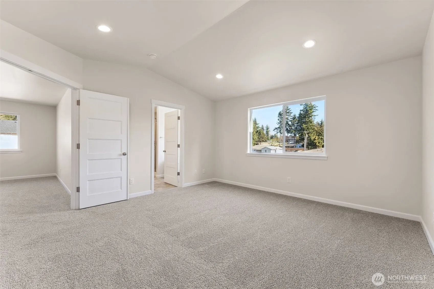26910 30th Place S #39, Kent, WA 98032