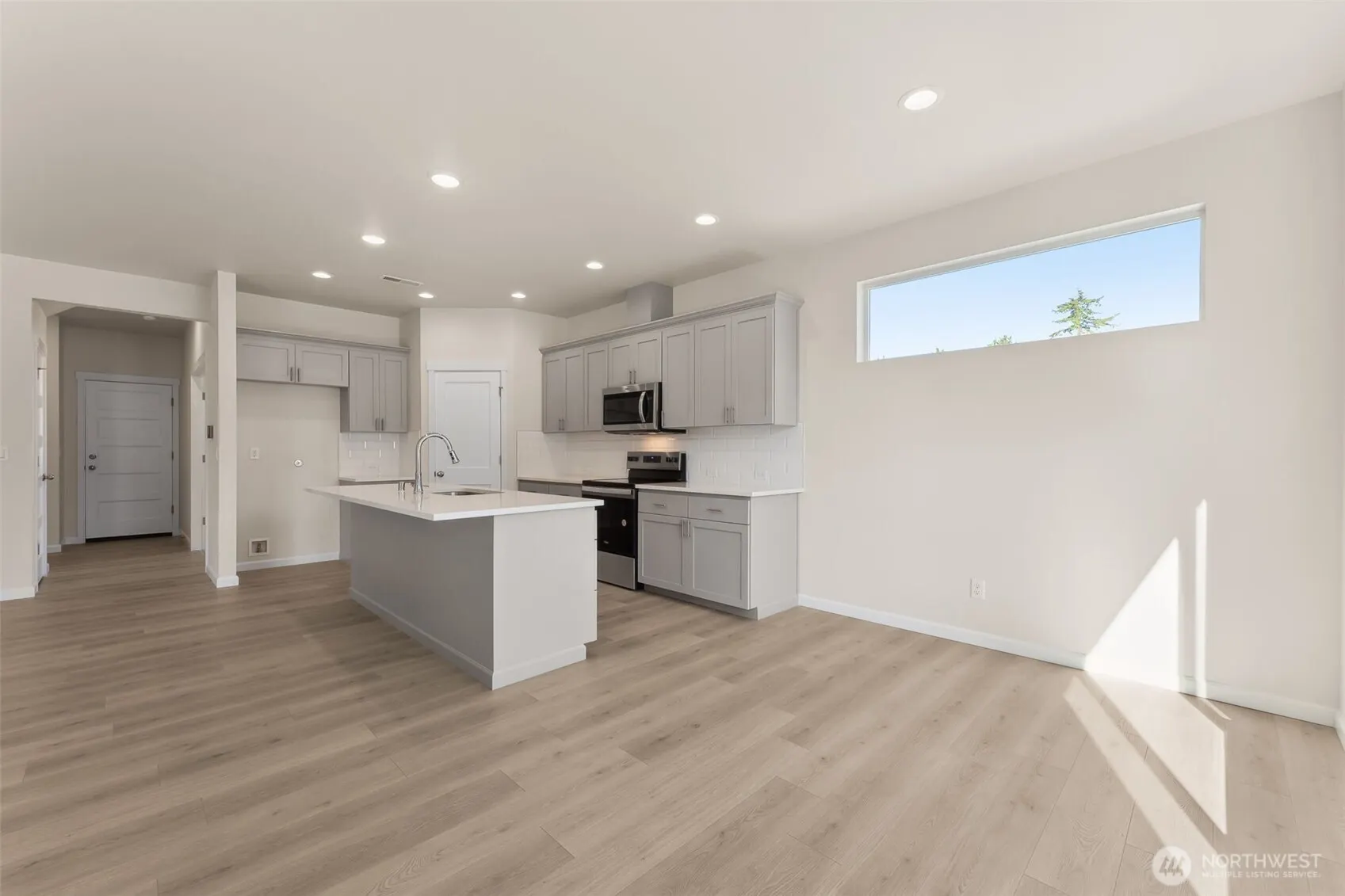 26910 30th Place S #39, Kent, WA 98032