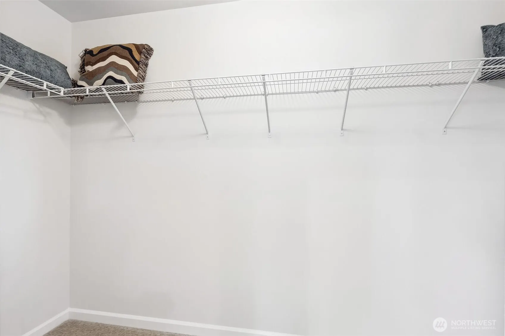 27018 30th Place S #32, Kent, WA 98032