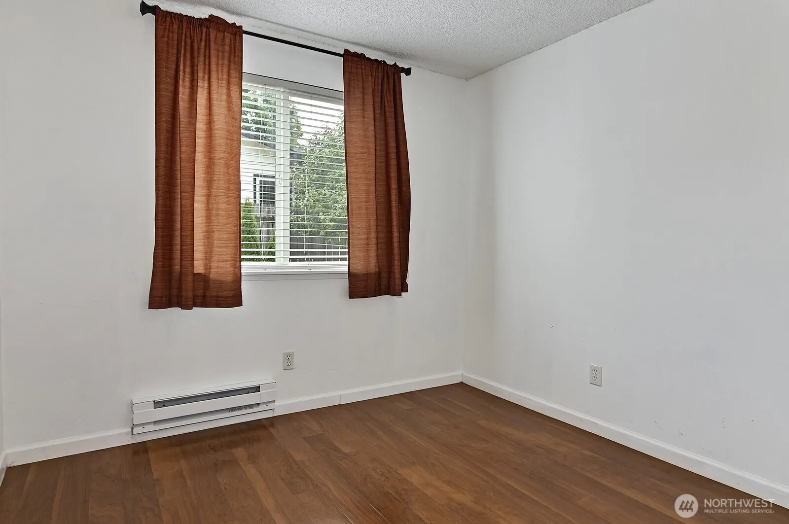 11420 SE 225th Street , Kent, WA 98031