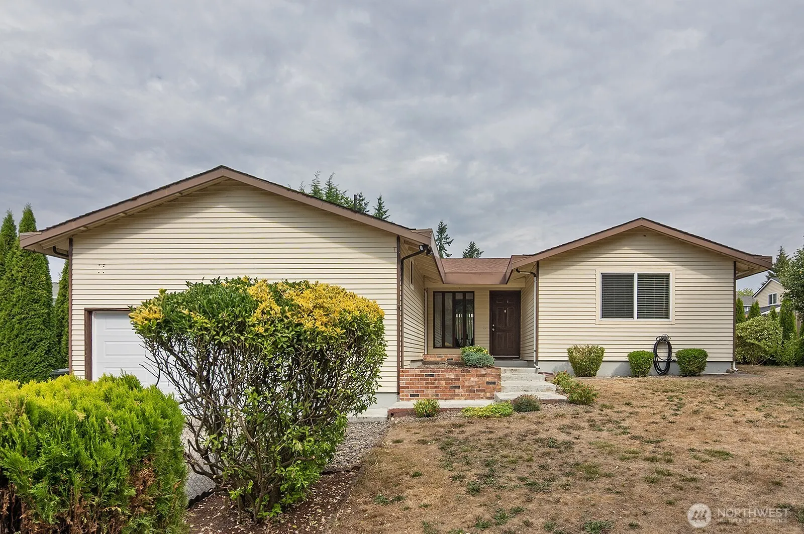11420 SE 225th Street , Kent, WA 98031