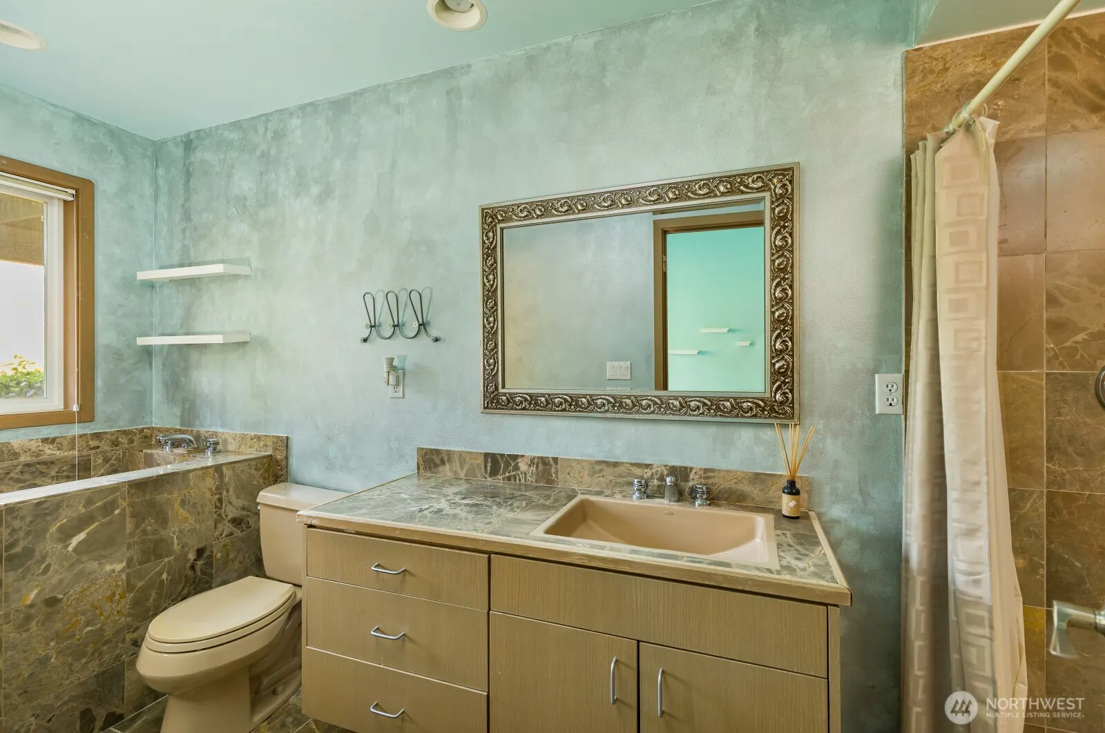 16434 SE 58th Place , Bellevue, WA 98006