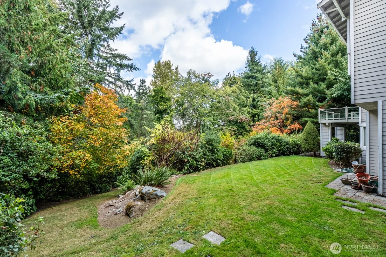 16434 SE 58th Place , Bellevue, WA 98006