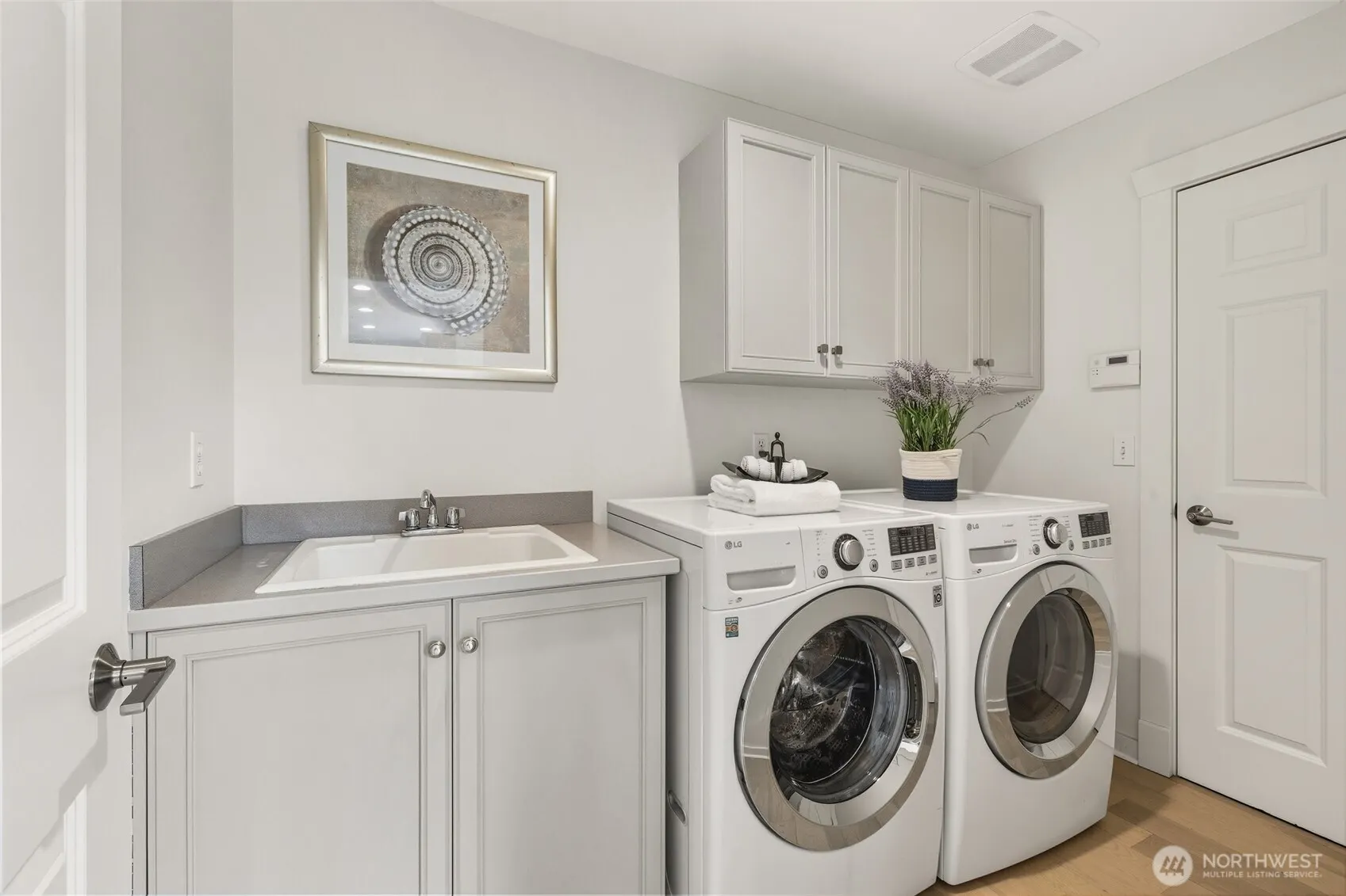 1447 NE Katsura Street , Issaquah, WA 98029