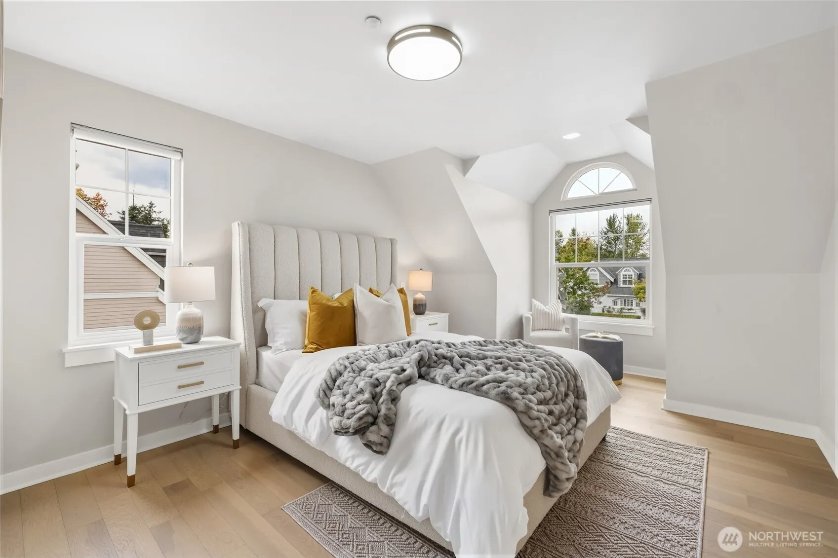 1447 NE Katsura Street , Issaquah, WA 98029