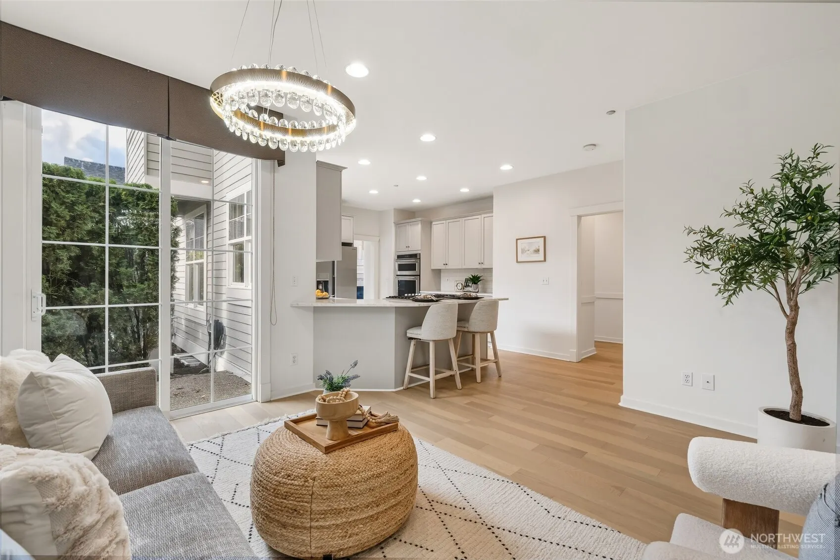 1447 NE Katsura Street , Issaquah, WA 98029