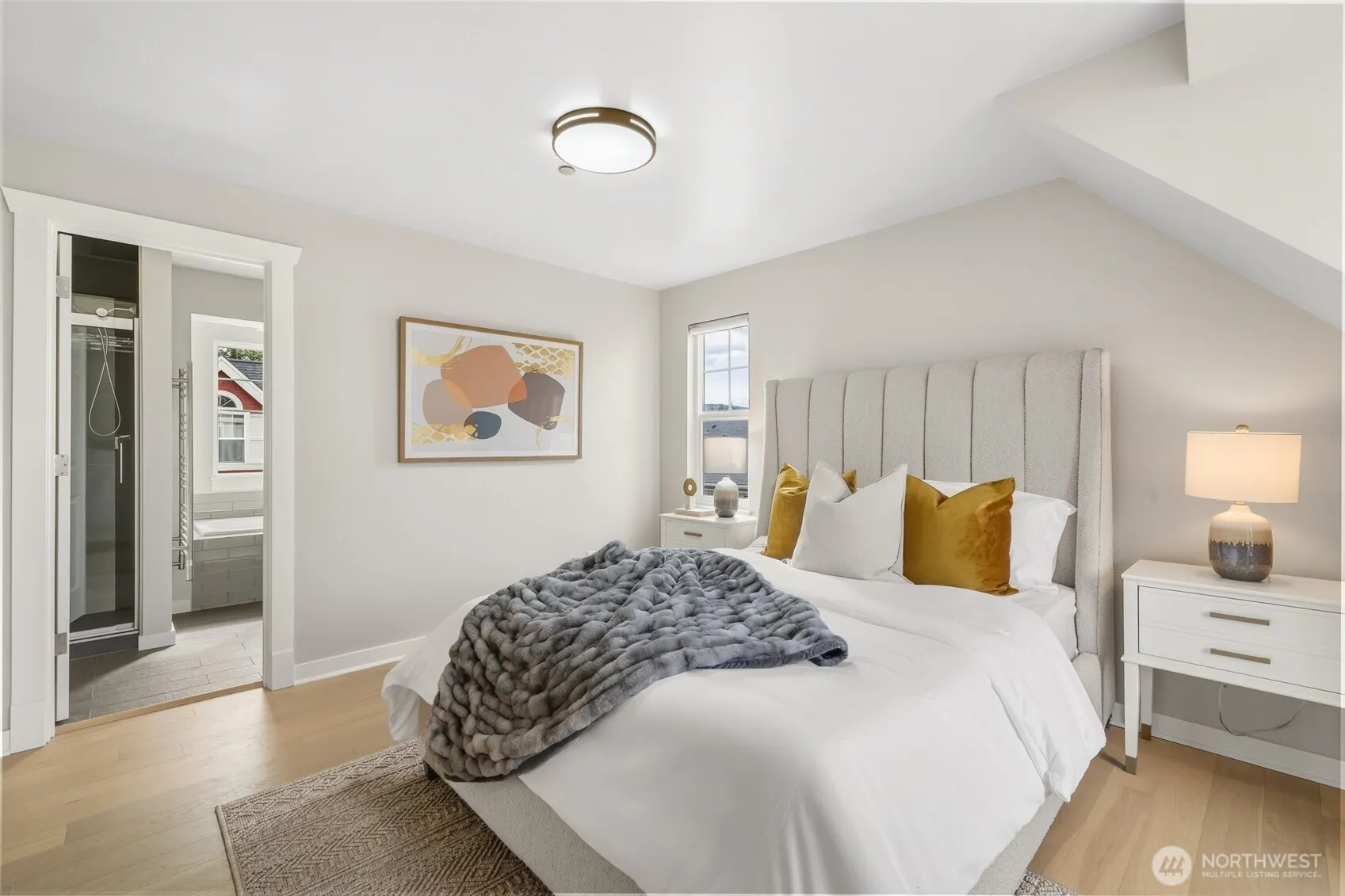 1447 NE Katsura Street , Issaquah, WA 98029