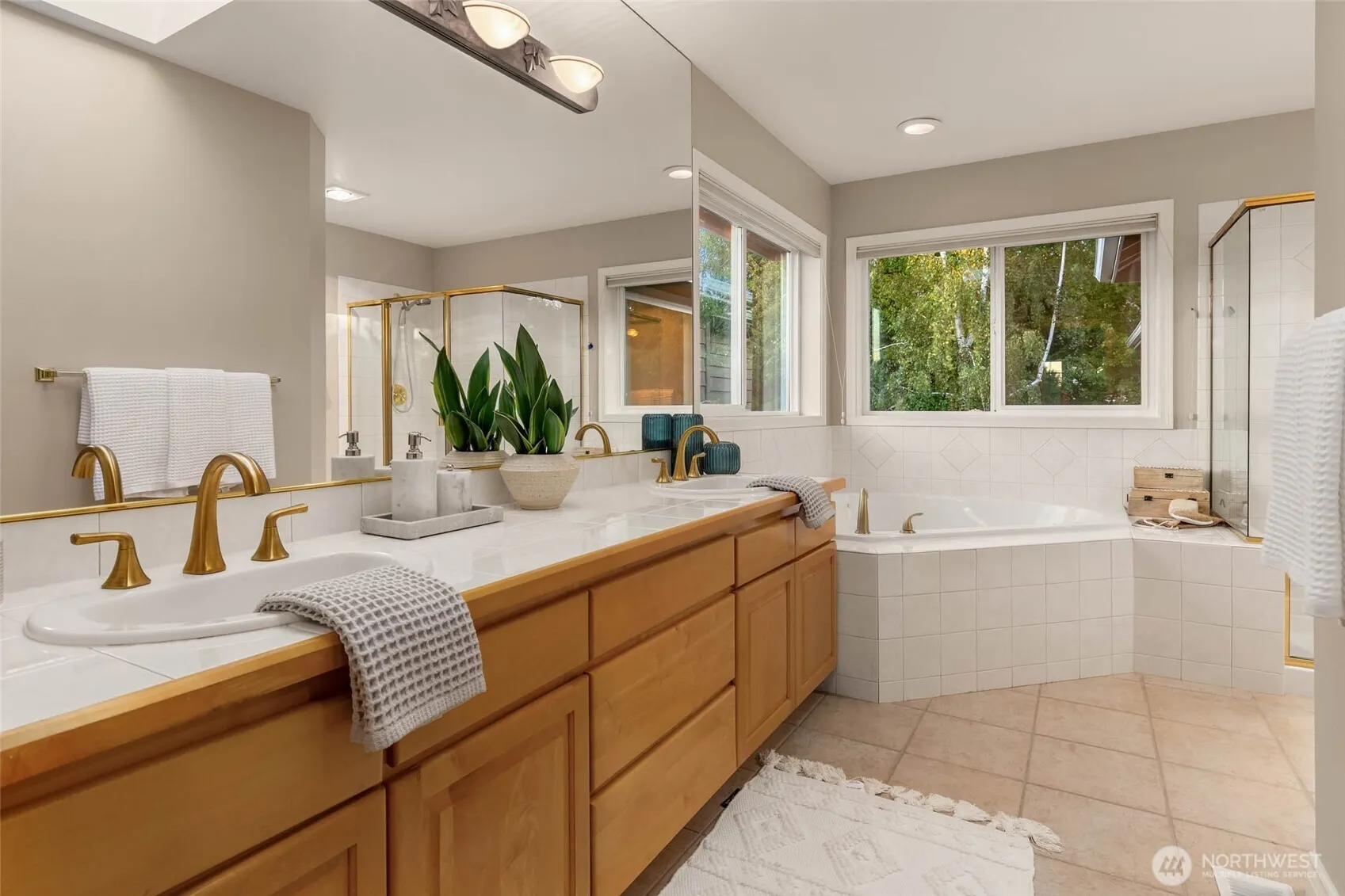 8626 NE 121st Place , Kirkland, WA 98034