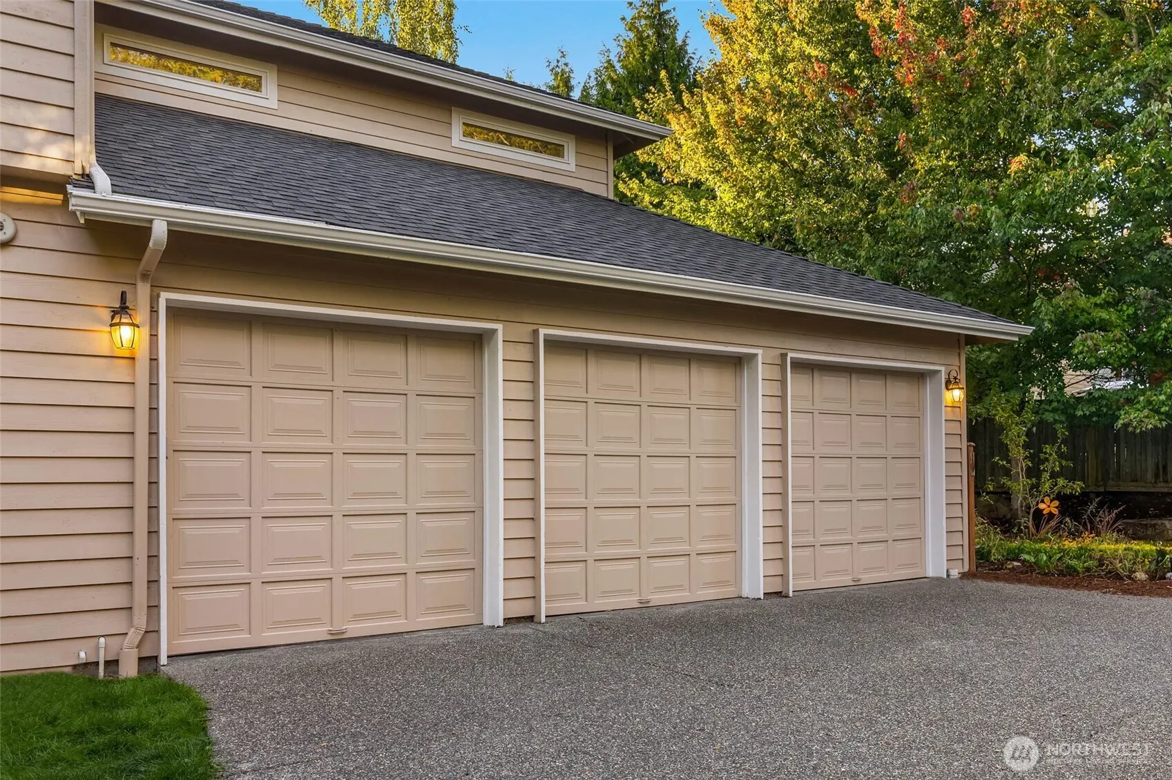 8626 NE 121st Place , Kirkland, WA 98034