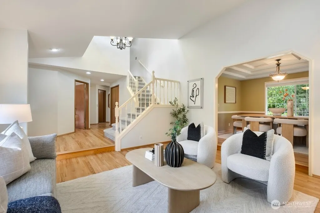14811 SE 66th Street , Bellevue, WA 98006