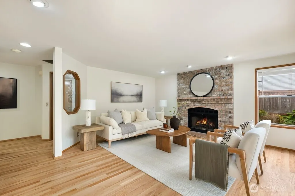14811 SE 66th Street , Bellevue, WA 98006