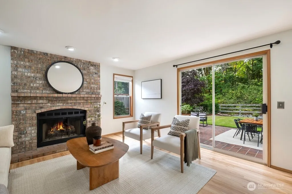 14811 SE 66th Street , Bellevue, WA 98006