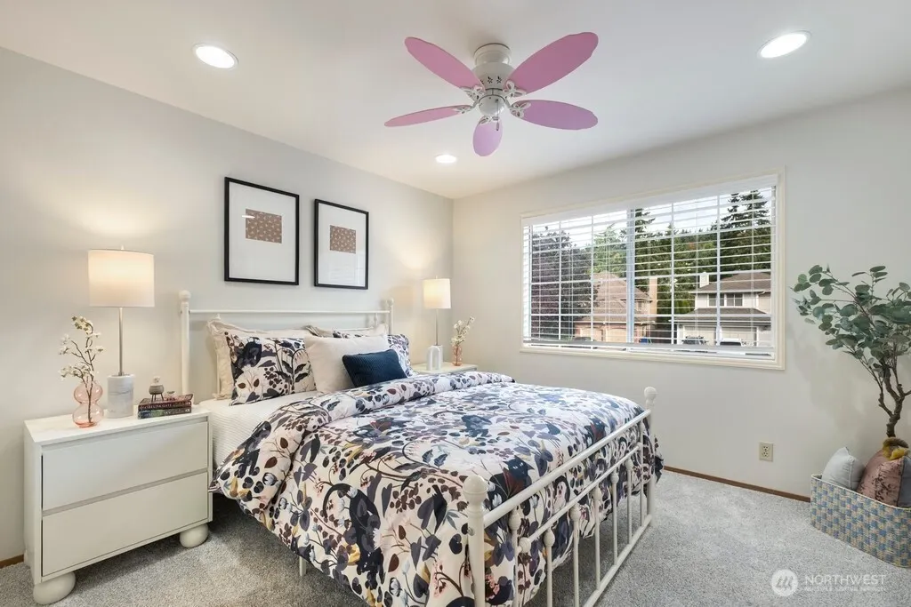 14811 SE 66th Street , Bellevue, WA 98006