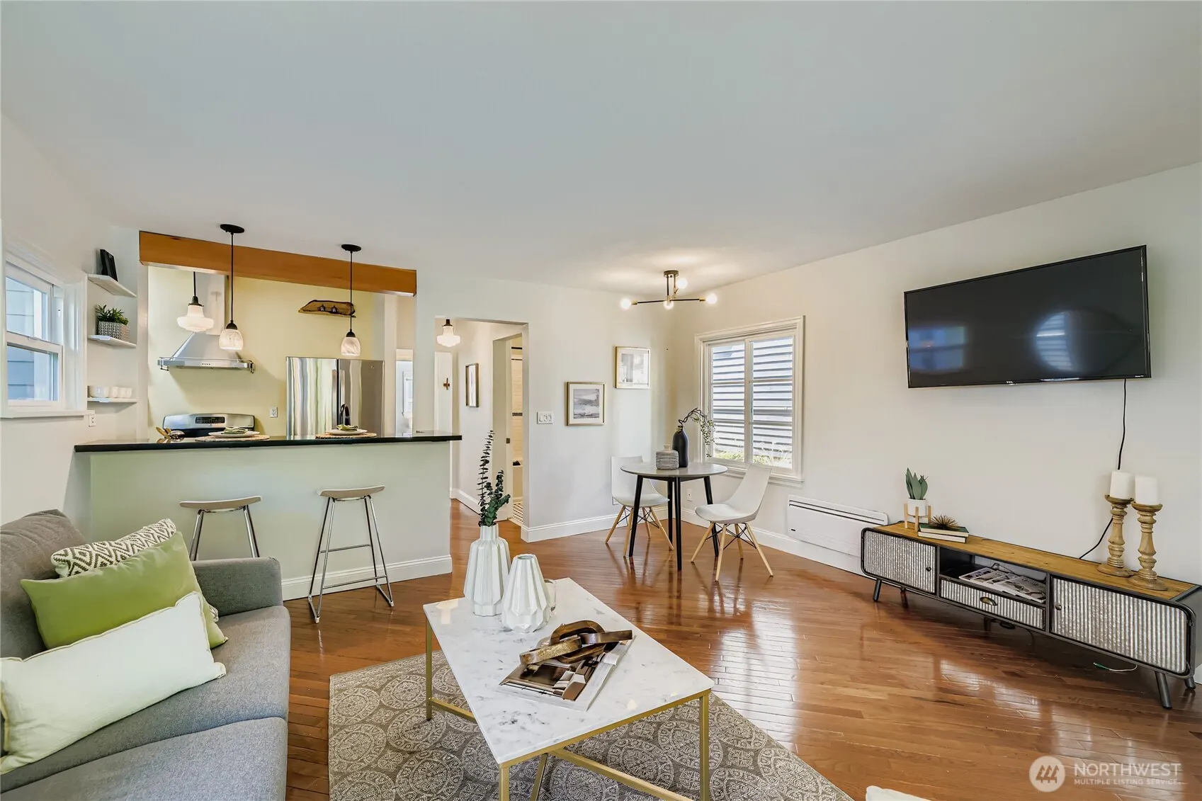 359 N 75th Street , Seattle, WA 98103