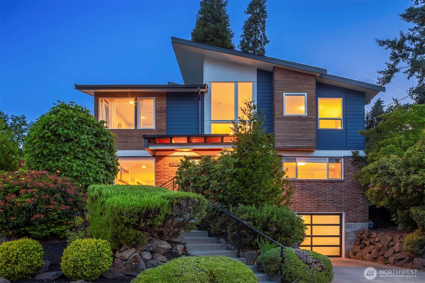 7503 32nd Avenue NE, Seattle, WA 98115