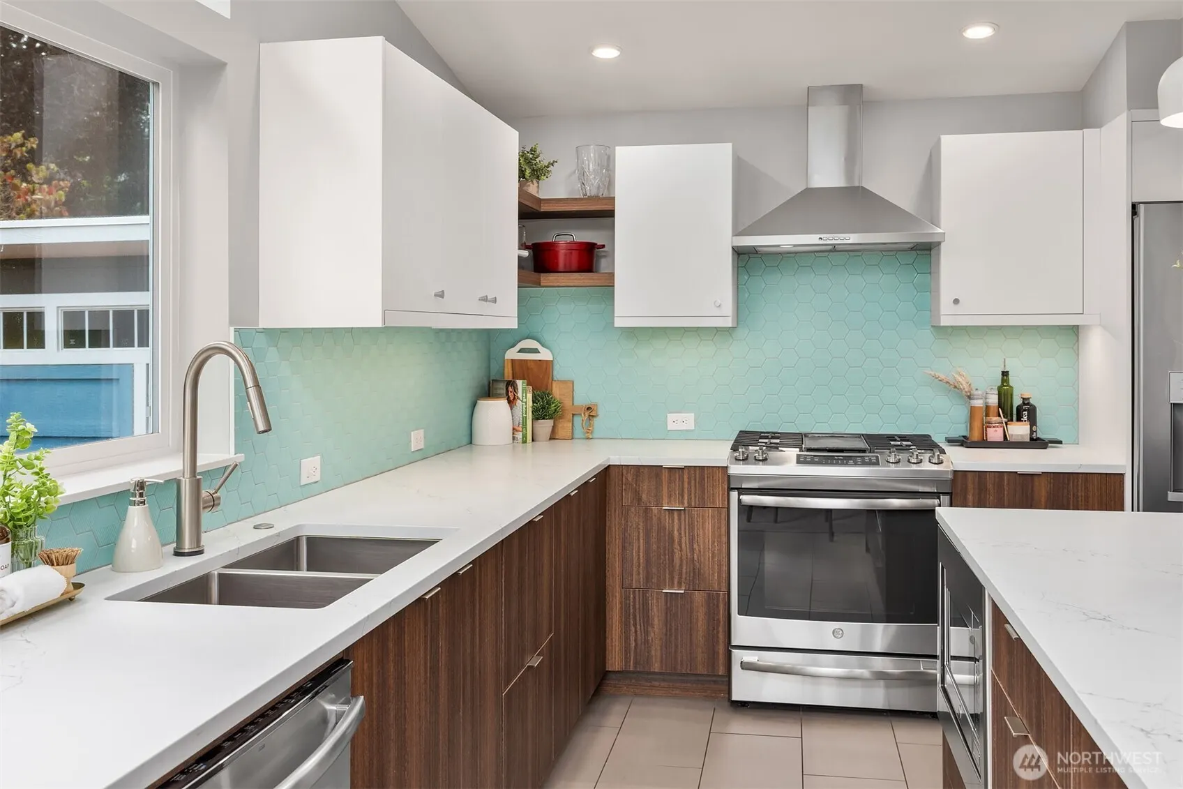 7503 32nd Avenue NE, Seattle, WA 98115