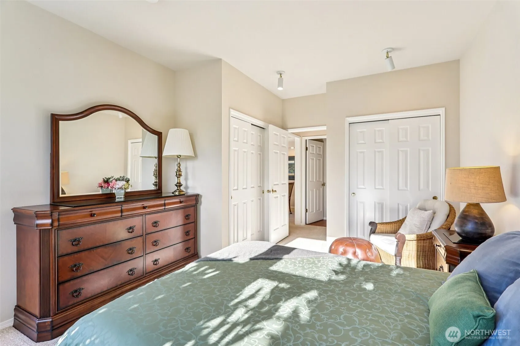 4222 221st Place SE #1081, Issaquah, WA 98029