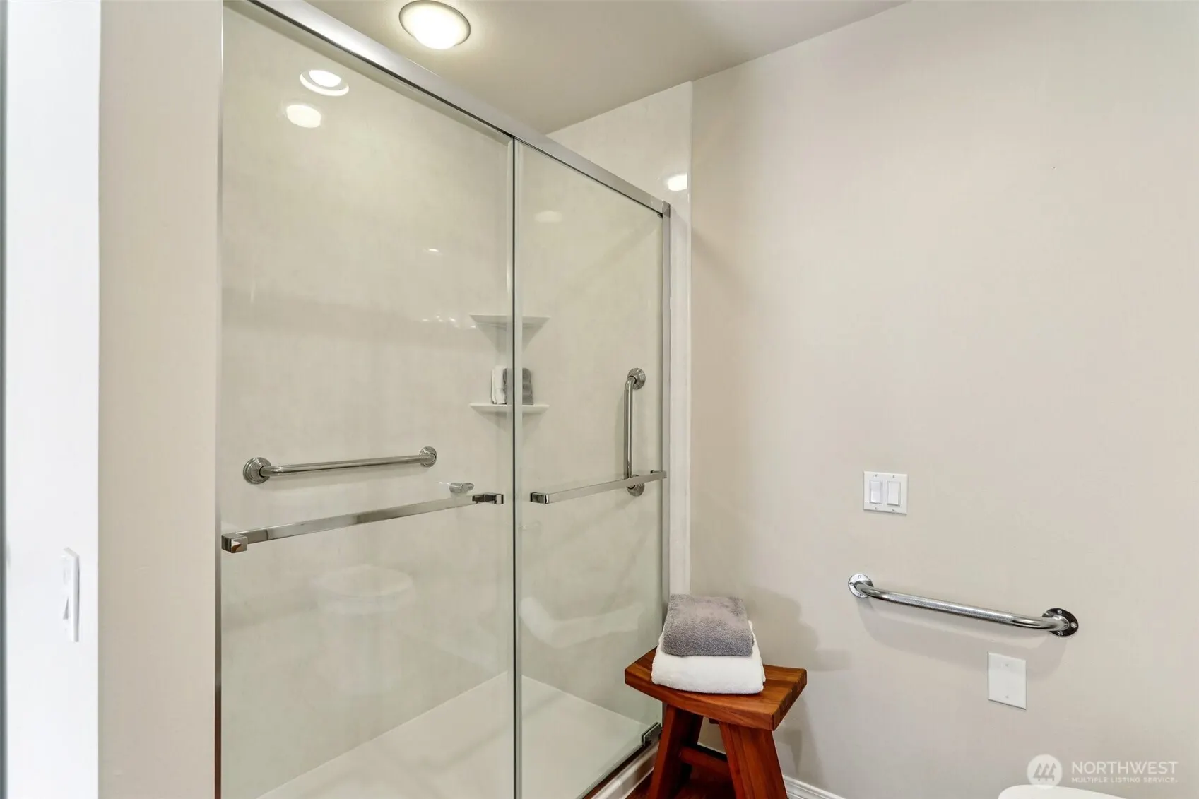 4222 221st Place SE #1081, Issaquah, WA 98029