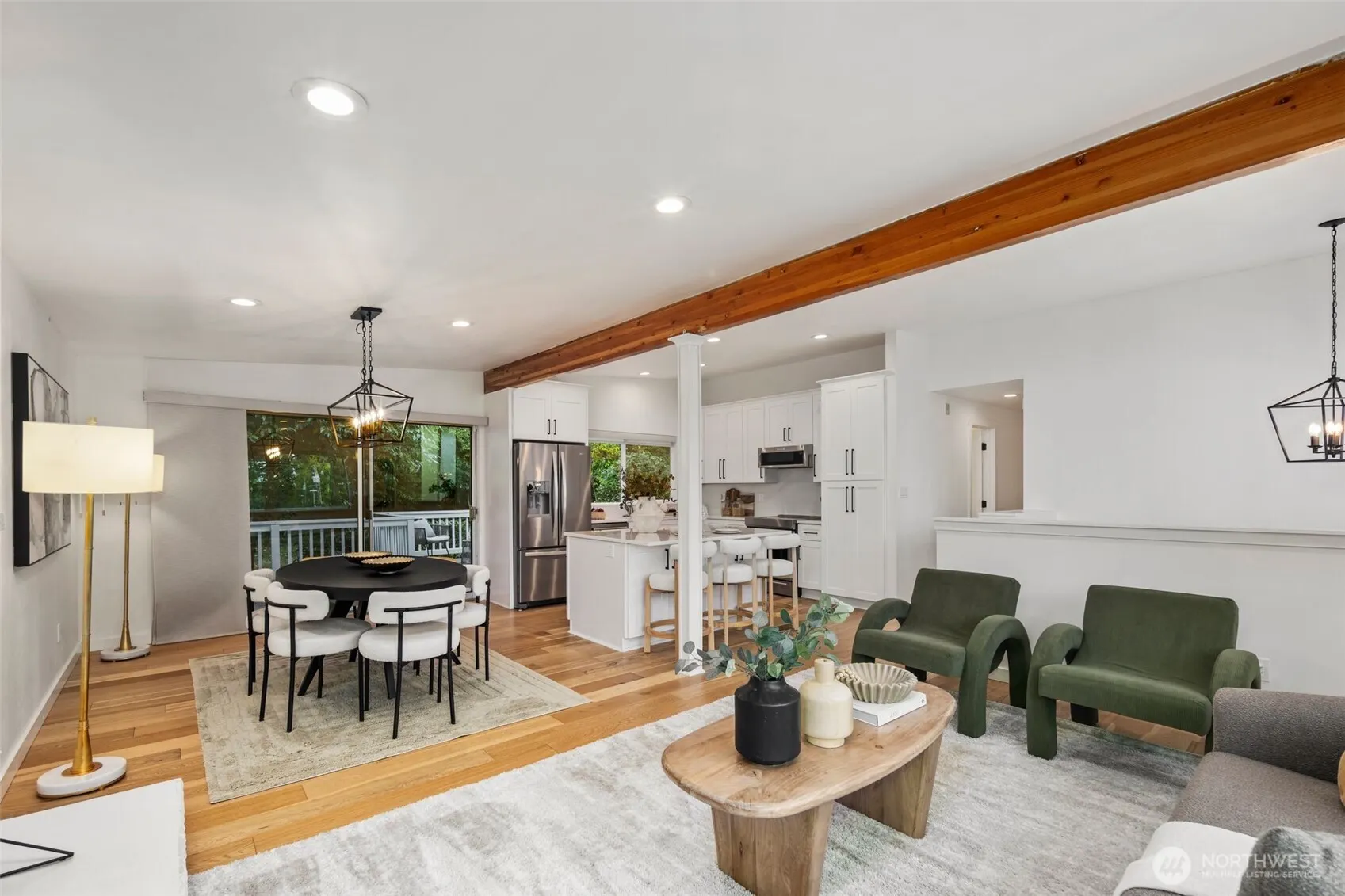 201 165th Avenue NE, Bellevue, WA 98008