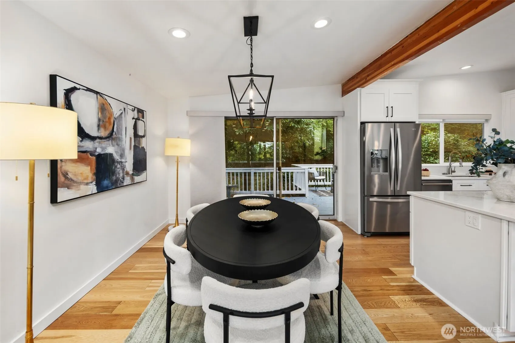 201 165th Avenue NE, Bellevue, WA 98008