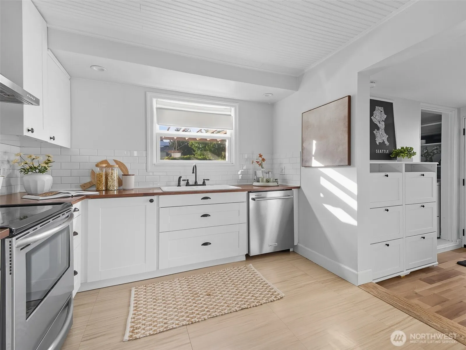 9303 32nd Avenue SW, Seattle, WA 98126