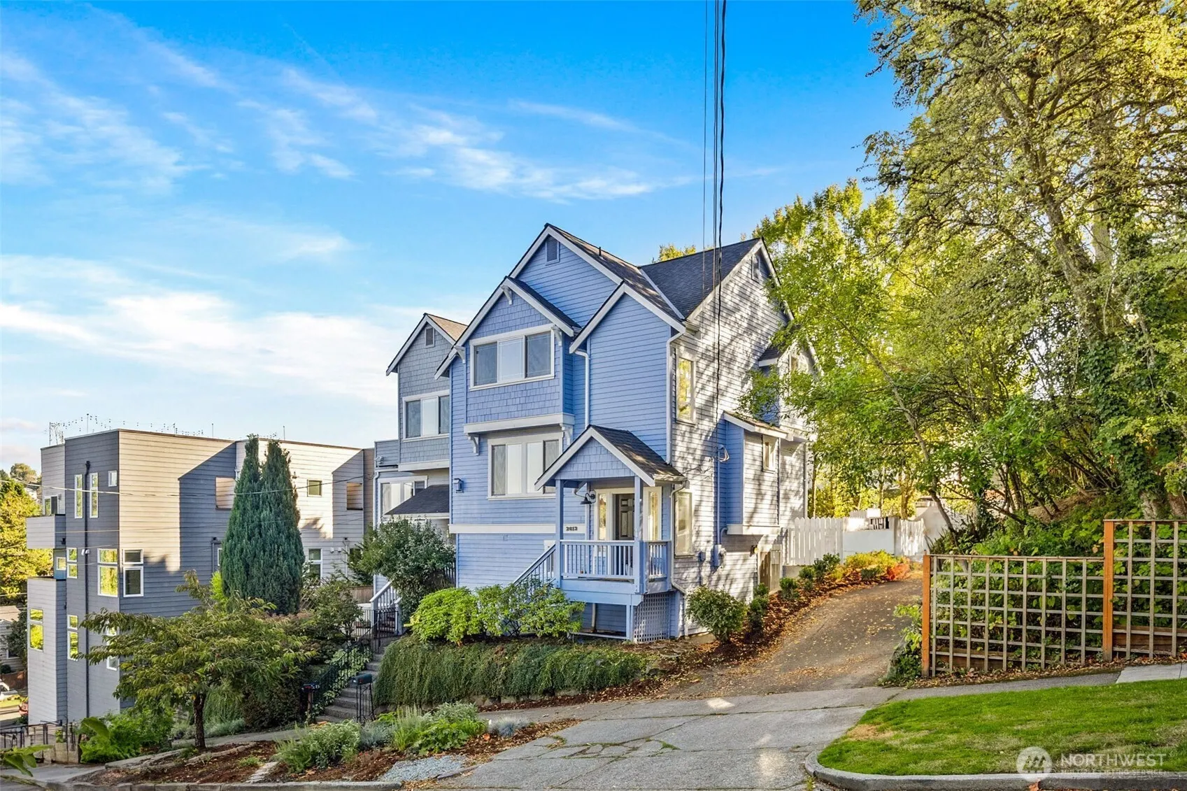 2613 E Howell Street , Seattle, WA 98122