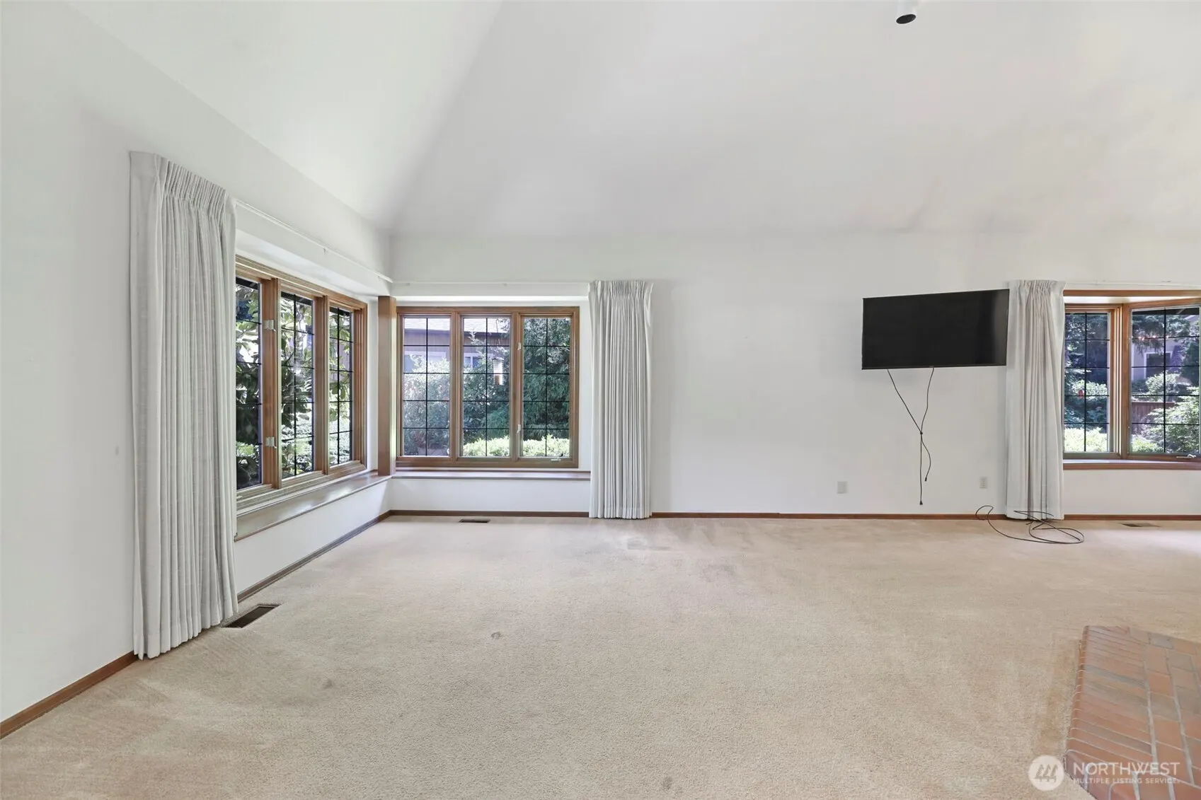 2410 223rd Place NE, Sammamish, WA 98074