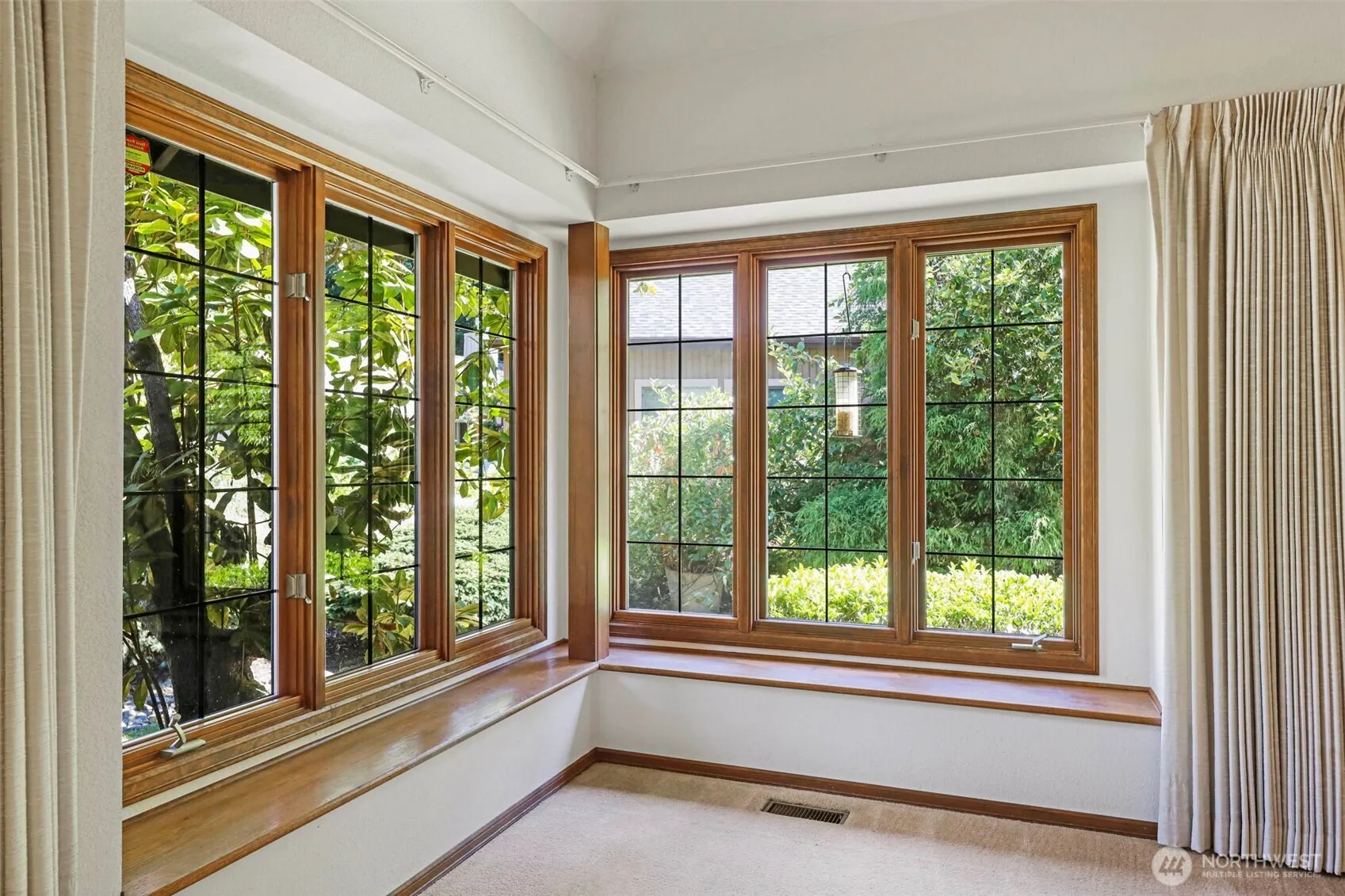2410 223rd Place NE, Sammamish, WA 98074