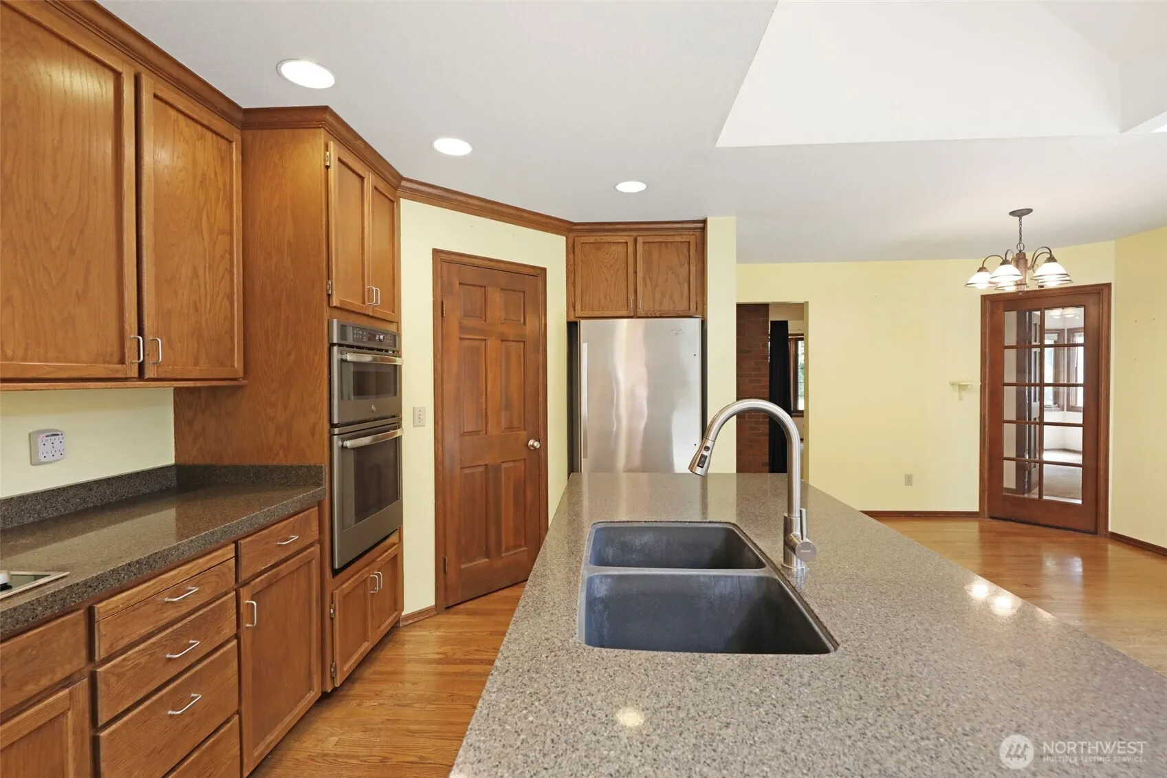 2410 223rd Place NE, Sammamish, WA 98074