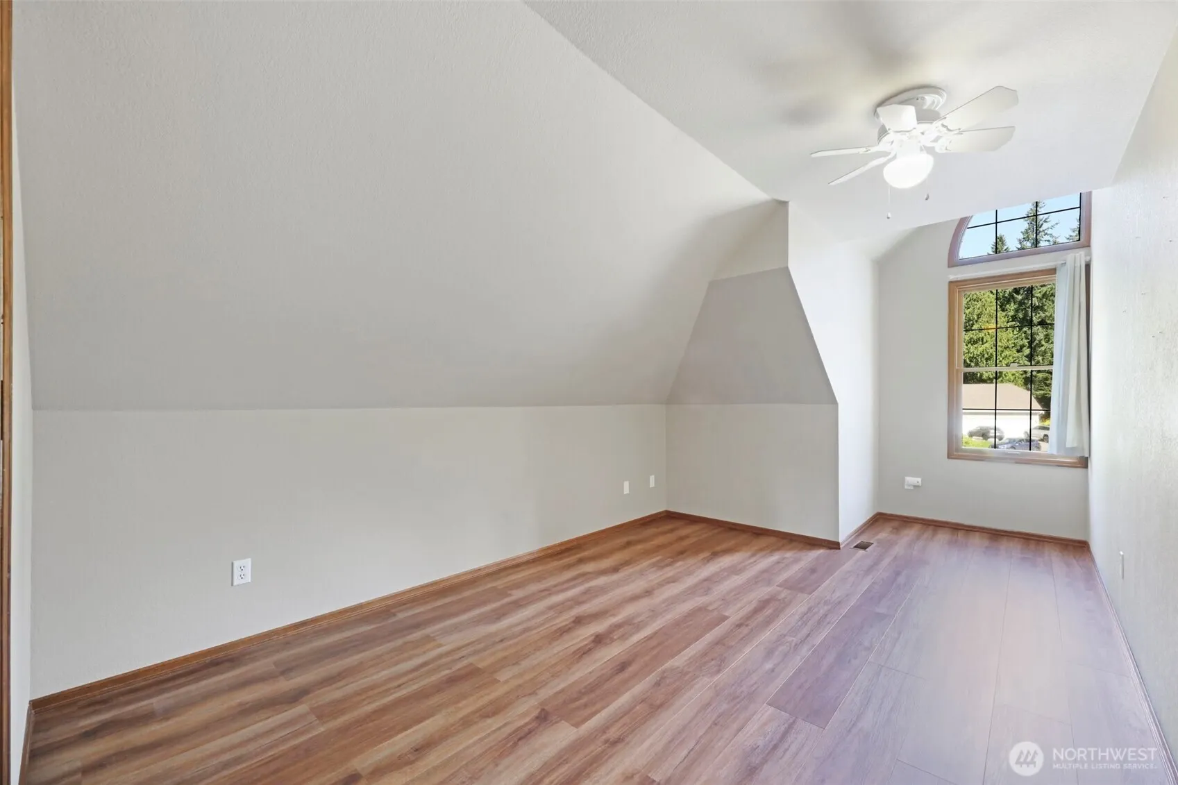 2410 223rd Place NE, Sammamish, WA 98074