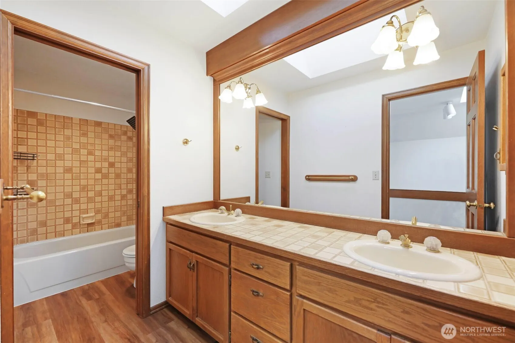 2410 223rd Place NE, Sammamish, WA 98074