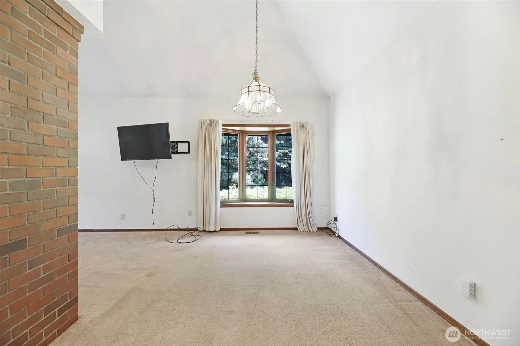 2410 223rd Place NE, Sammamish, WA 98074