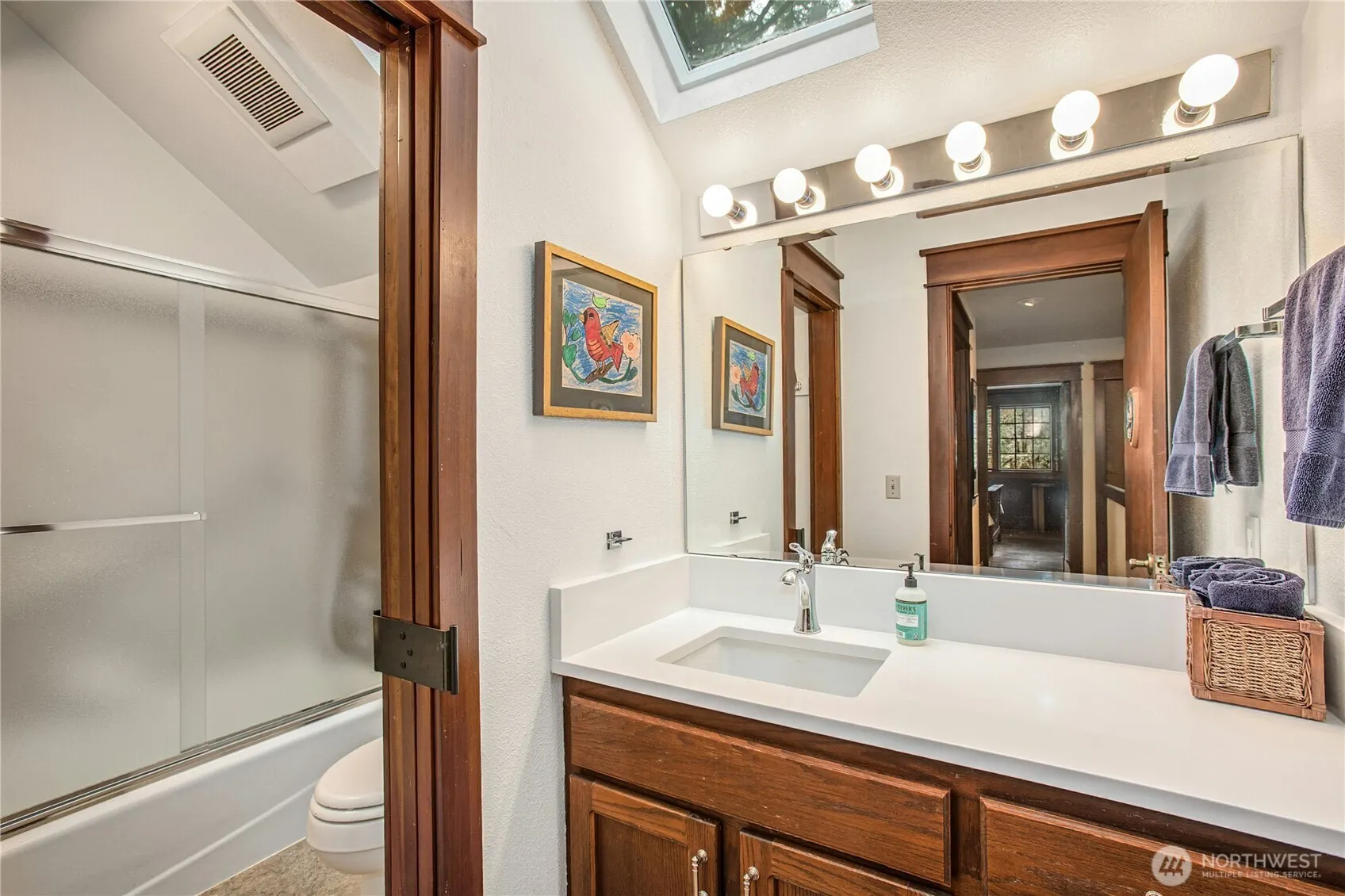 1815 102nd Place SE, Bellevue, WA 98004