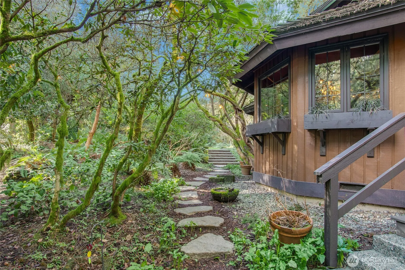 1815 102nd Place SE, Bellevue, WA 98004