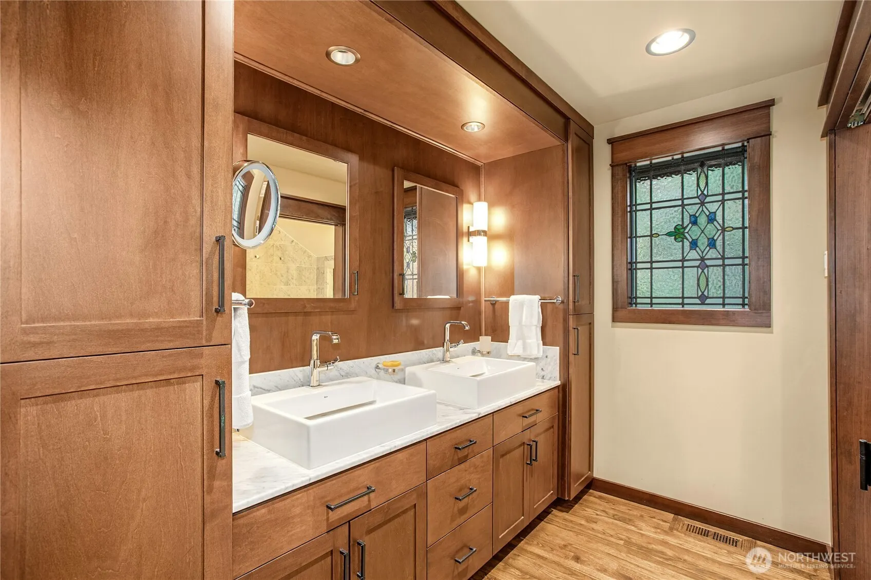 1815 102nd Place SE, Bellevue, WA 98004