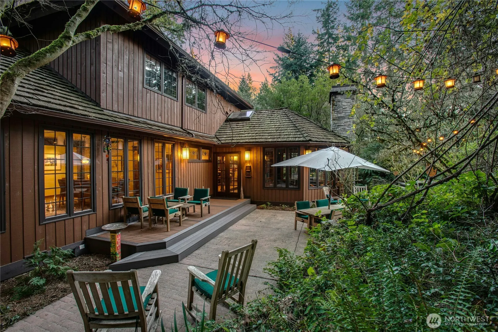 1815 102nd Place SE, Bellevue, WA 98004
