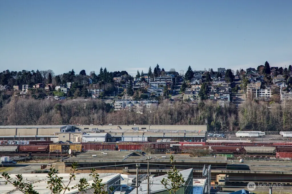 2029 13th Avenue W, Seattle, WA 98119