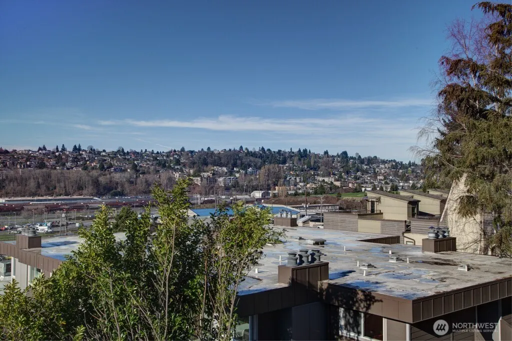 2029 13th Avenue W, Seattle, WA 98119