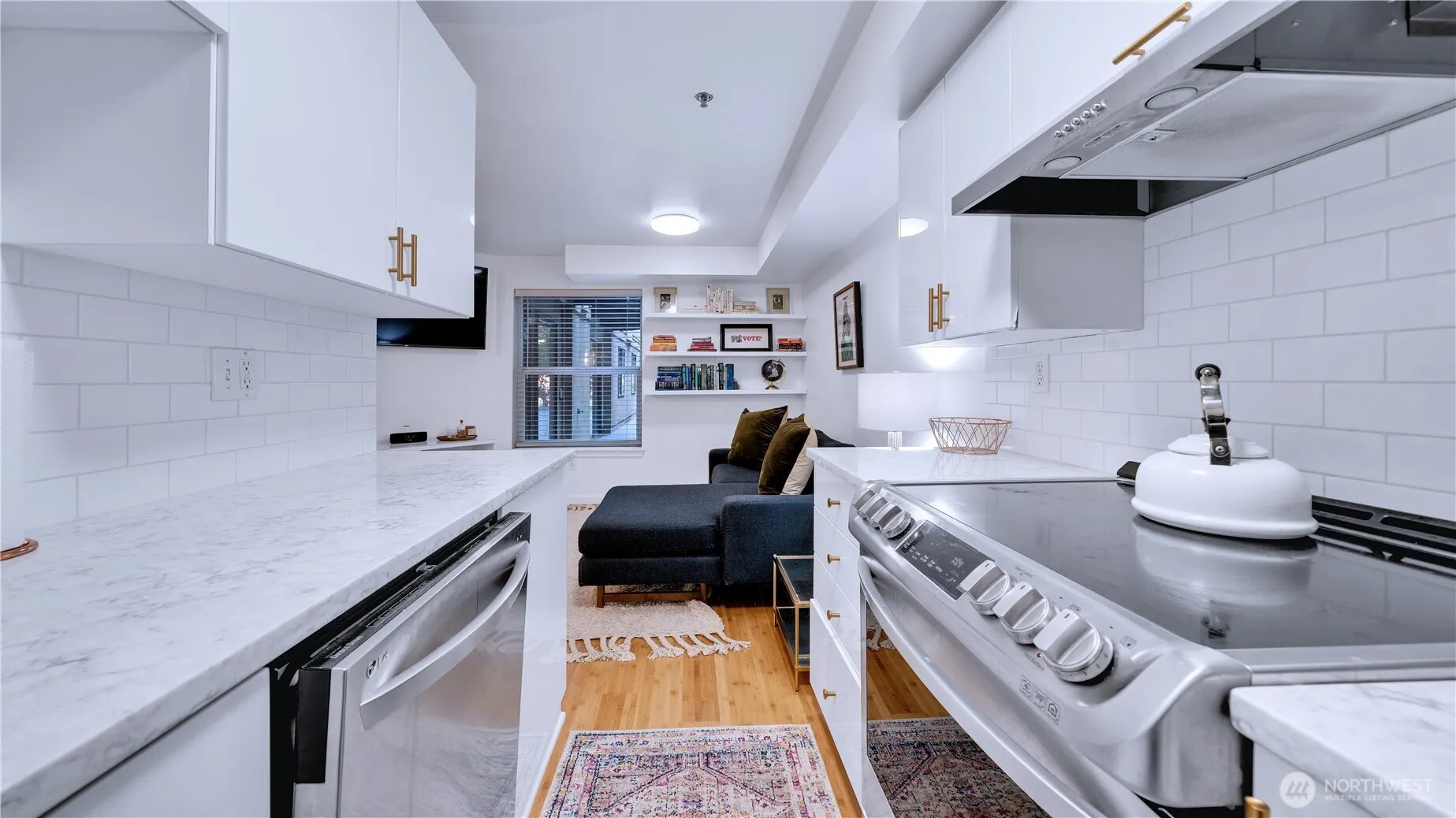 425 VINE Street #312, Seattle, WA 98121