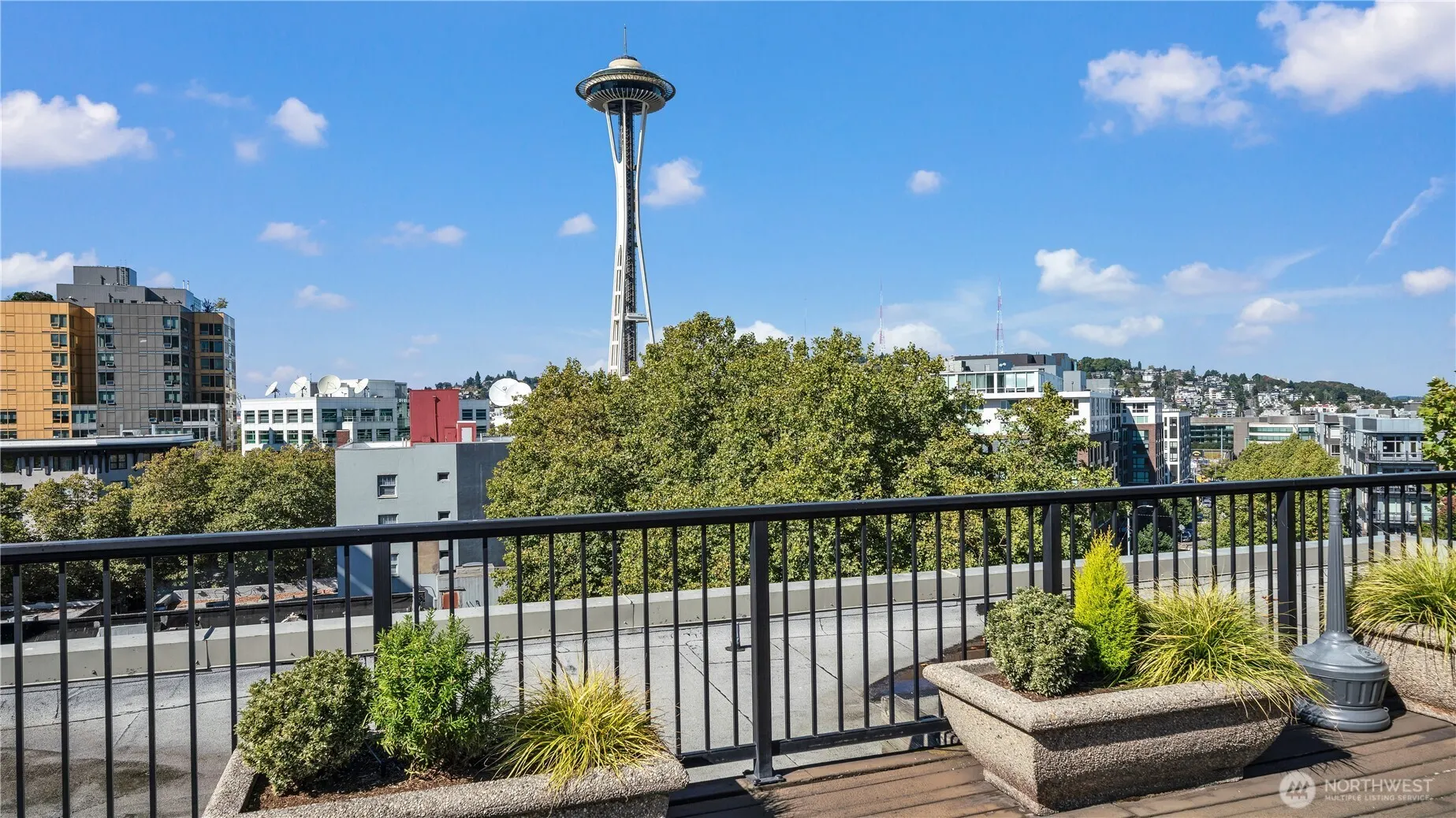 425 VINE Street #312, Seattle, WA 98121