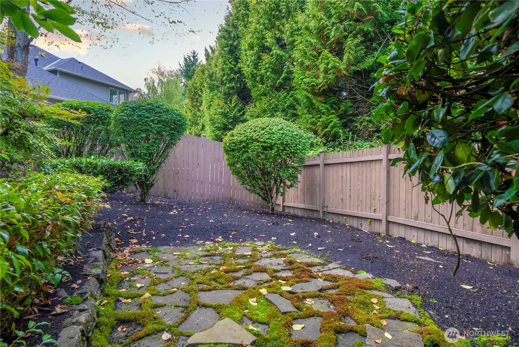 12148 NE 170th Place , Bothell, WA 98011