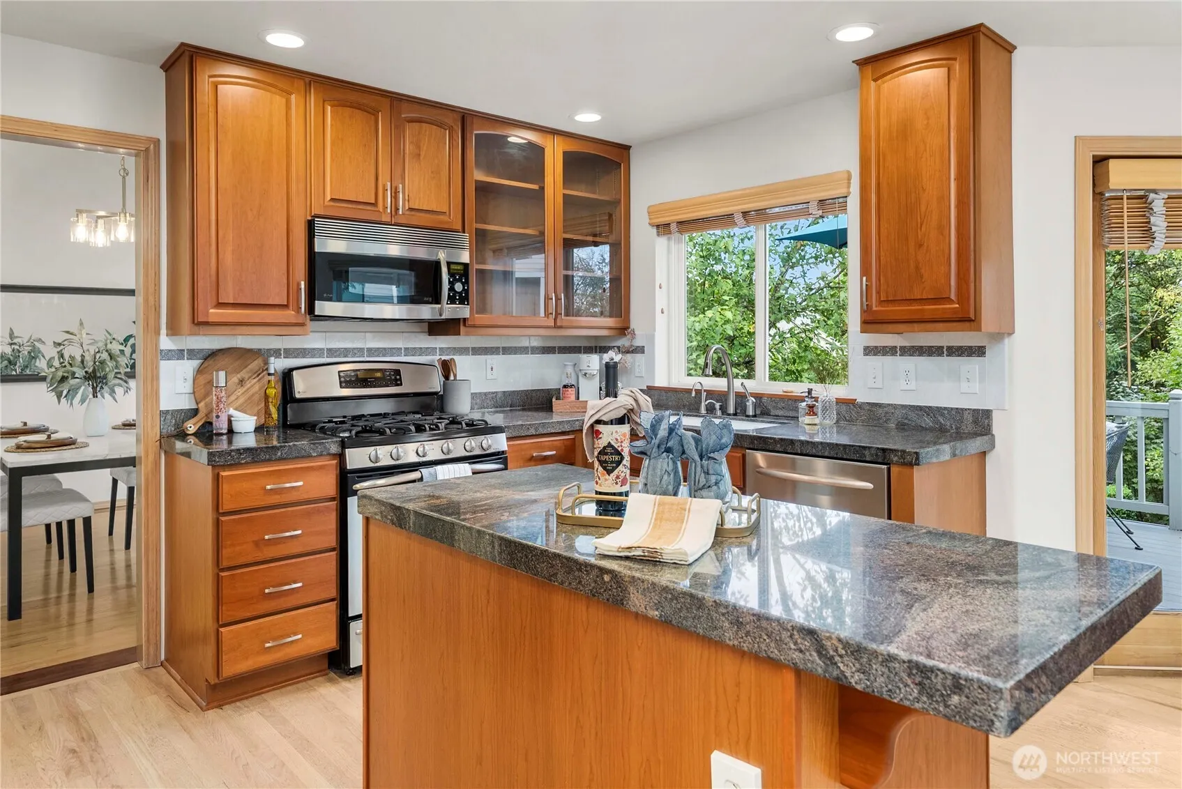 12148 NE 170th Place , Bothell, WA 98011