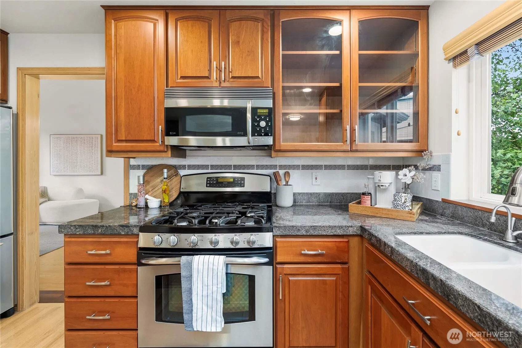 12148 NE 170th Place , Bothell, WA 98011