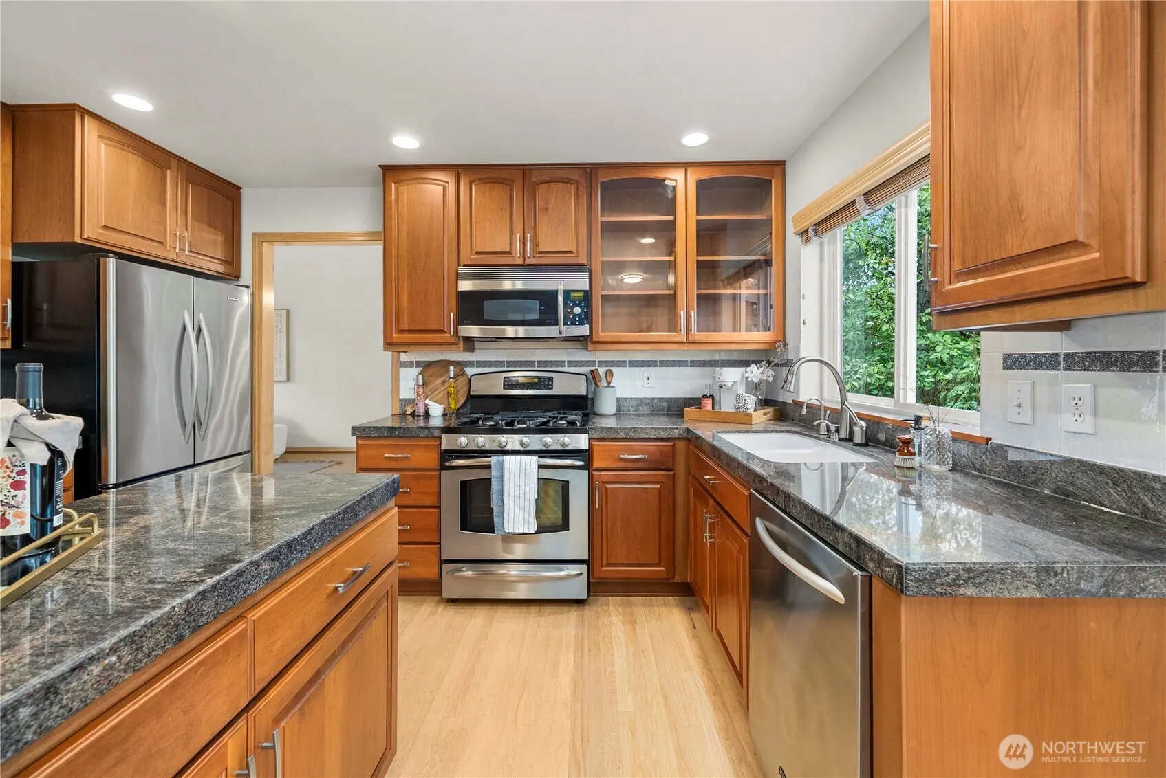 12148 NE 170th Place , Bothell, WA 98011