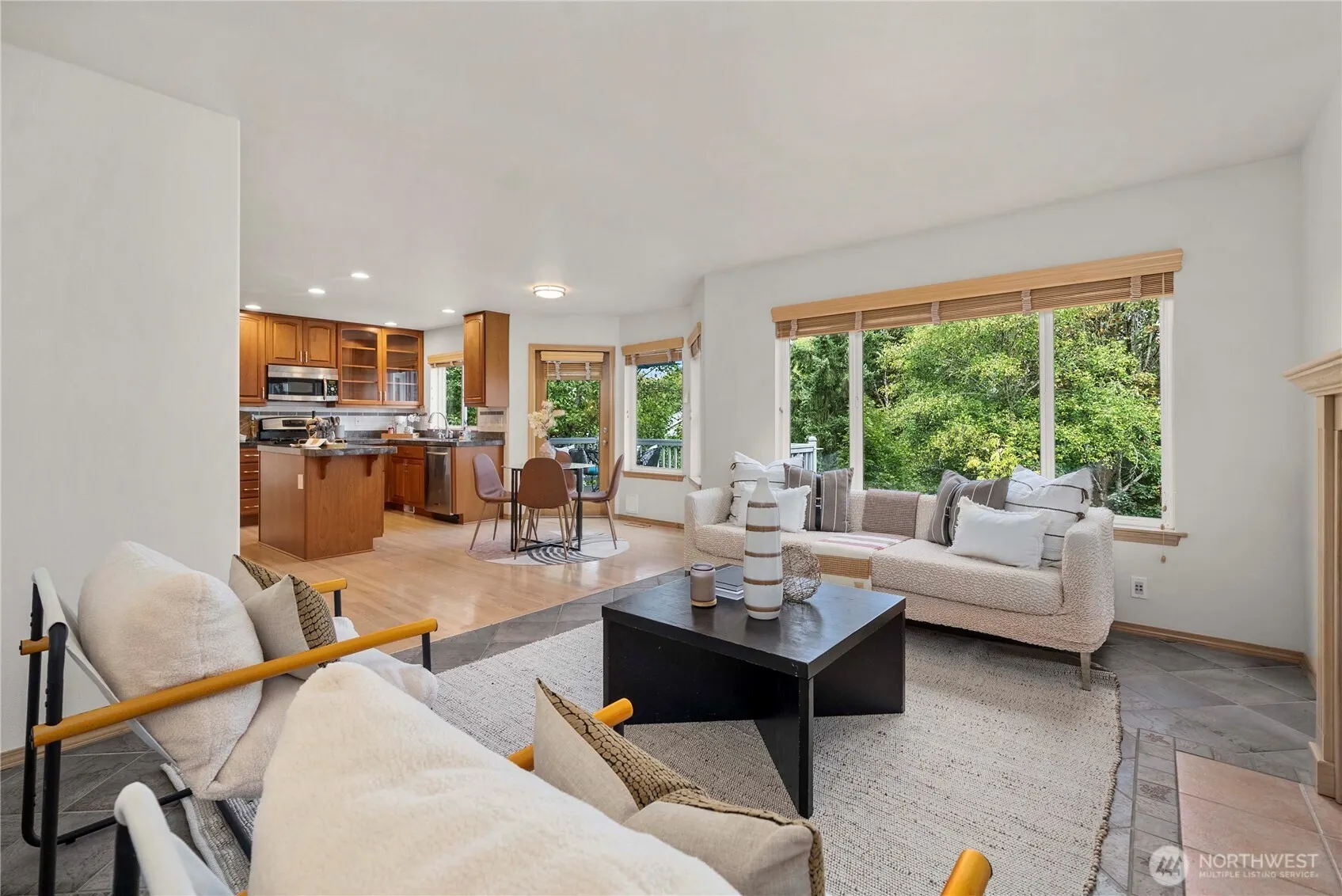 12148 NE 170th Place , Bothell, WA 98011