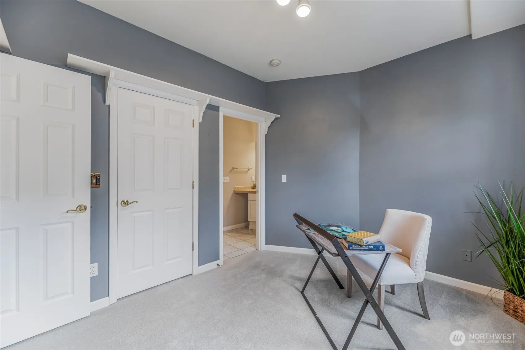 19715 1st Avenue W, Bothell, WA 98012