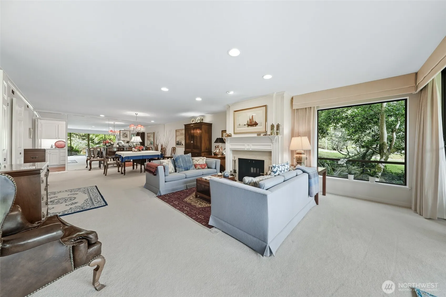 6562 Park Point Way NE #B106, Seattle, WA 98115
