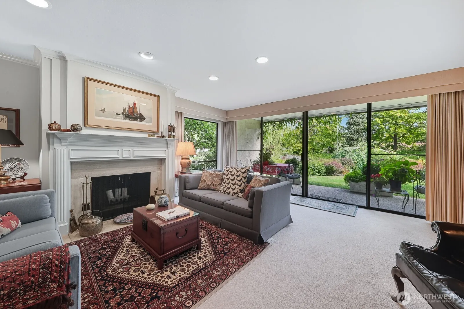 6562 Park Point Way NE #B106, Seattle, WA 98115