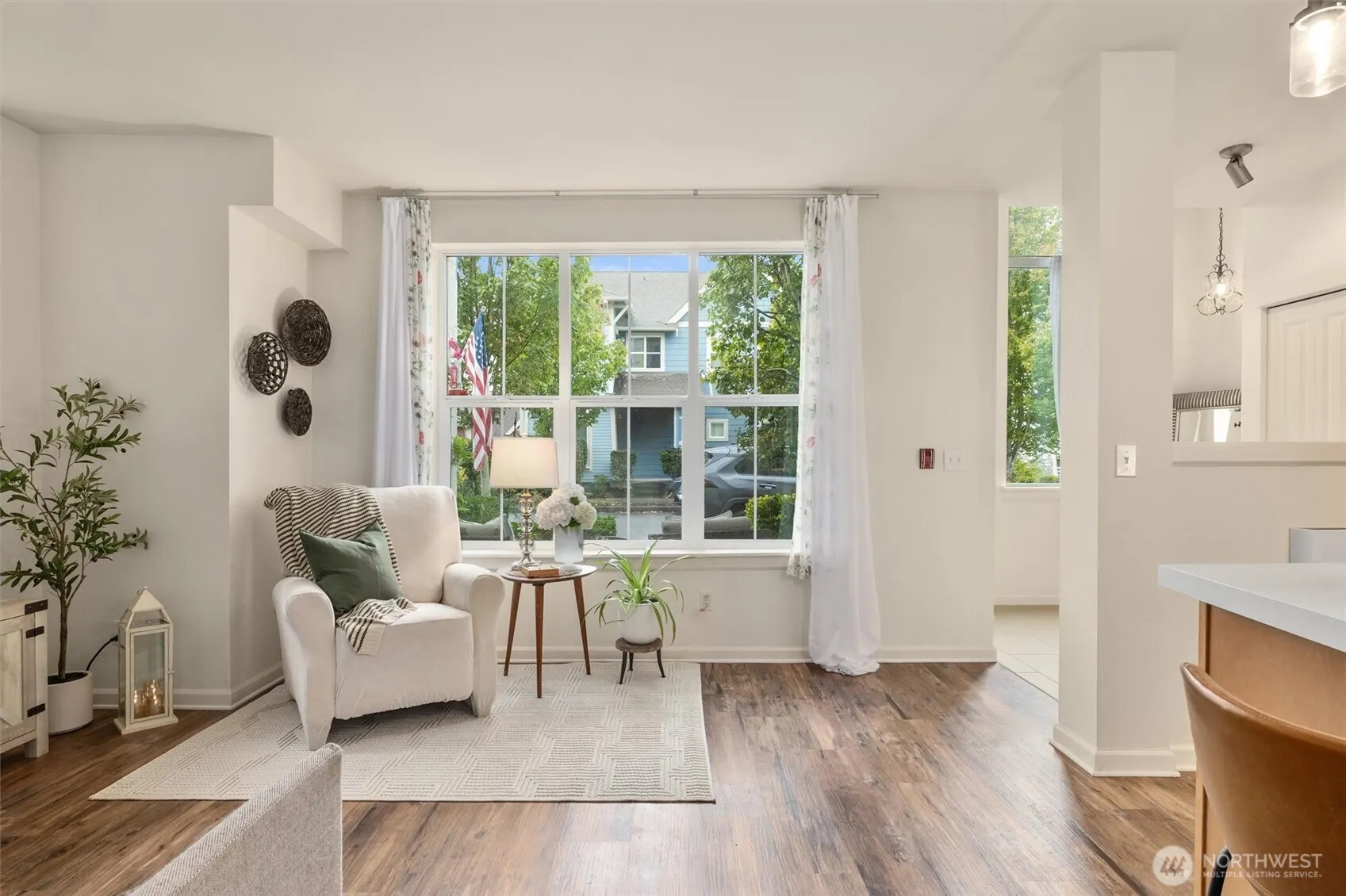 1950 18TH Avenue NE #50A, Issaquah, WA 98029