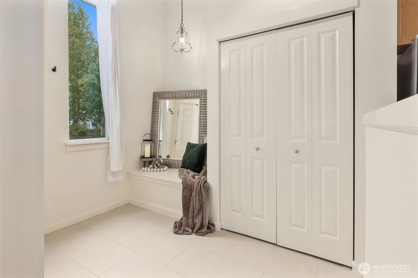 1950 18TH Avenue NE #50A, Issaquah, WA 98029